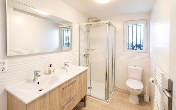 Maison à vendre    7 pièces • 162,81 m2 La Calmette