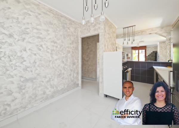 Appartement
         4 pièces
        - 108 m² 265 000 € *