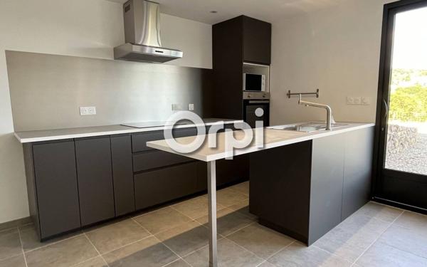 Appartement à louer    2 pièces • 61 m2 Chastel-Nouvel