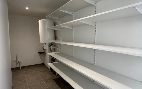 Appartement à louer    2 pièces • 61 m2 Chastel-Nouvel