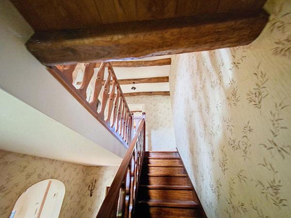 Grande et belle maison à vendre Beaulieu Sur Dordogne 158m2 - 5 Chambres - beaux volumes - garage - sous-sol complet - terrasses - Vue dégagée