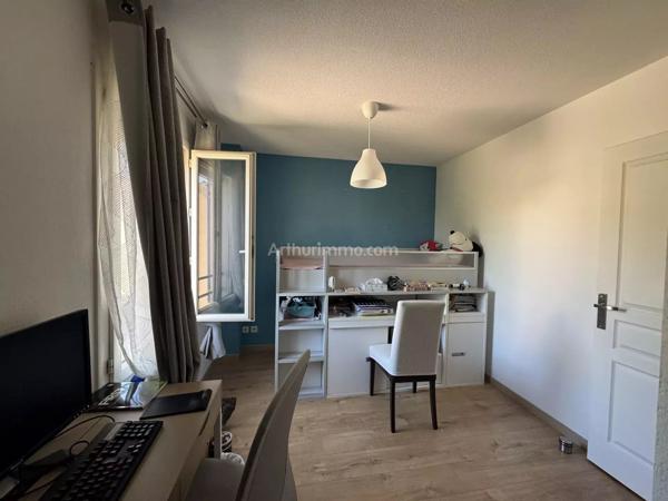 Vente                                                      Maison
                        
                     3 pièces                      70 m2                     à Manosque