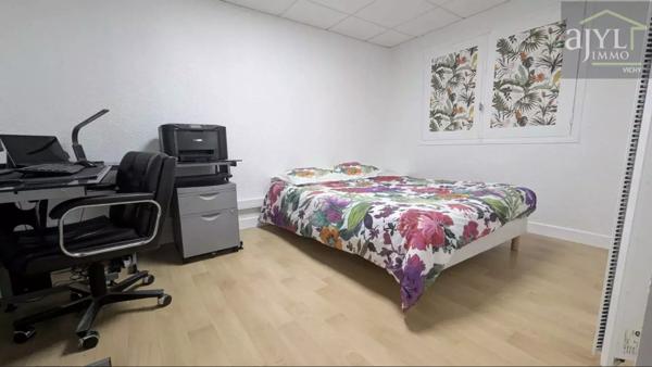 Appartement
         4 pièces
        - 107 m² 169 000 € *