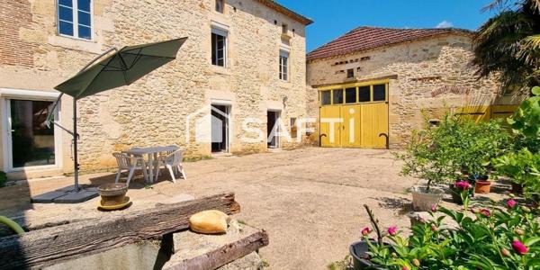 Charme d’antan, grand volume, potentiel pour activité artisanale ou mécanique