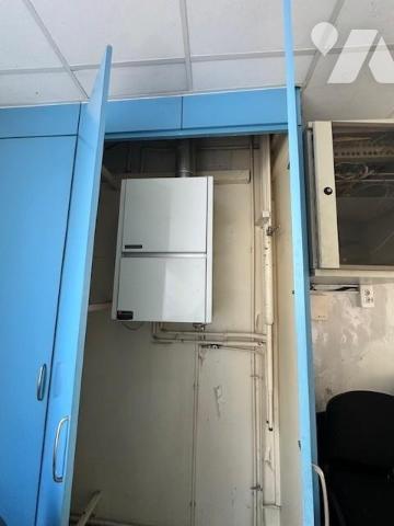 Local mixte Entrepôt - Bureaux de 106.52 m²