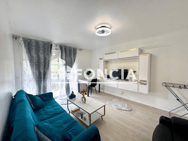 Location Appartement meublé 2 pièces 61 m² - St Etienne Du Rouvray 76800