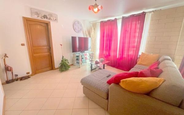 Appartement à vendre    3 pièces • 67,69 m2 Drancy