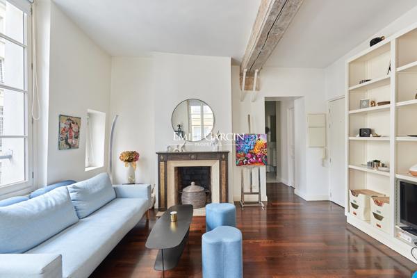 A vendre - appartement - 57 m² - Paris  - 75007 - Carré des Antiquaires