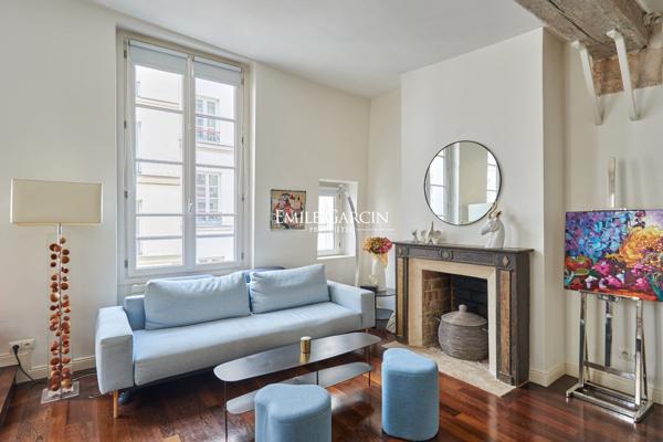 A vendre - appartement - 57 m² - Paris  - 75007 - Carré des Antiquaires