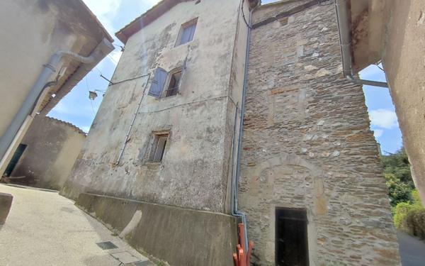 Maison à vendre    4 pièces •  Le Collet-de-Dèze