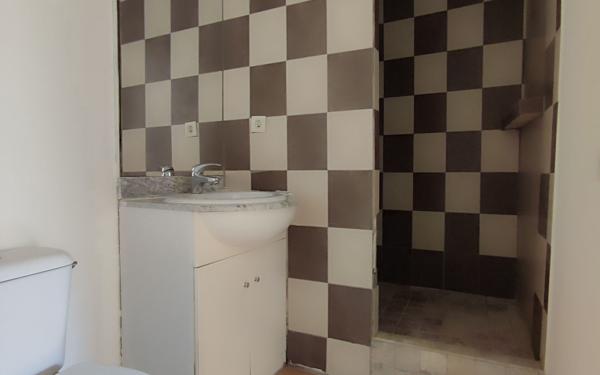 Maison à vendre    4 pièces •  Le Collet-de-Dèze