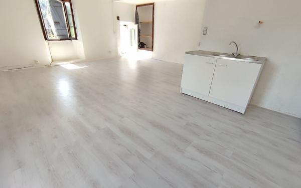 Maison à vendre    4 pièces •  Le Collet-de-Dèze