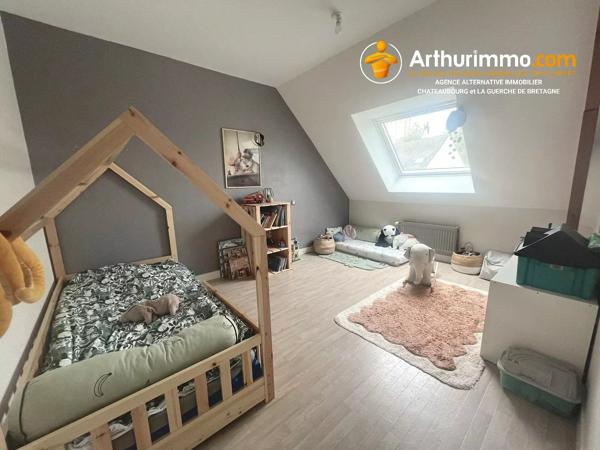 Location                                                      Maison
                        
                     5 pièces                      116 m2                     à Châteaubourg