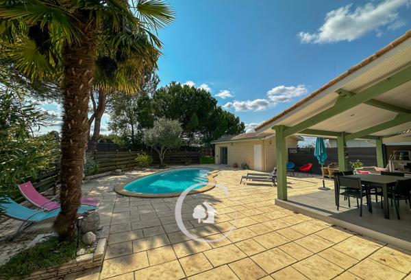 Saint-Germain-du-Puch (33750) VILLA T5 - 5 CHAMBRES - PISCINE - STUDIO INDEPENDANT - GARAGE XL