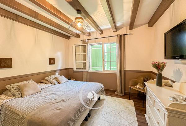 Saint-Germain-du-Puch (33750) VILLA T5 - 5 CHAMBRES - PISCINE - STUDIO INDEPENDANT - GARAGE XL