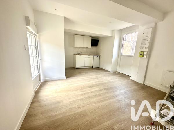 Location appartement 2 pièces 33 m² Villeneuve-l'Archevêque