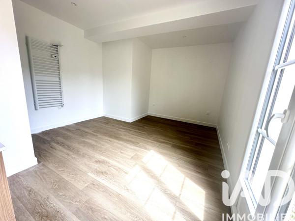 Location appartement 2 pièces 33 m² Villeneuve-l'Archevêque