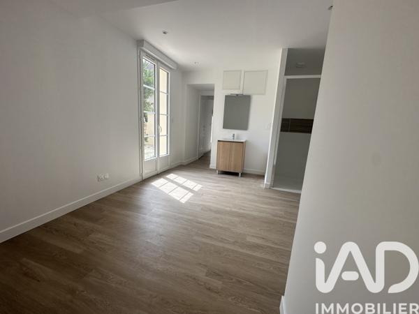 Location appartement 2 pièces 33 m² Villeneuve-l'Archevêque