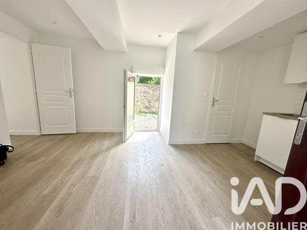 Location appartement 2 pièces 33 m² Villeneuve-l'Archevêque