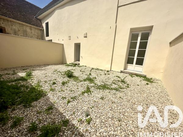 Location appartement 2 pièces 33 m² Villeneuve-l'Archevêque