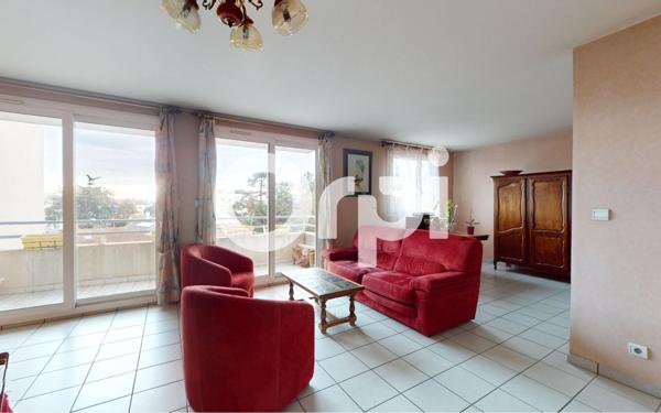 Appartement à vendre    3 pièces • 111,29 m2 Bron