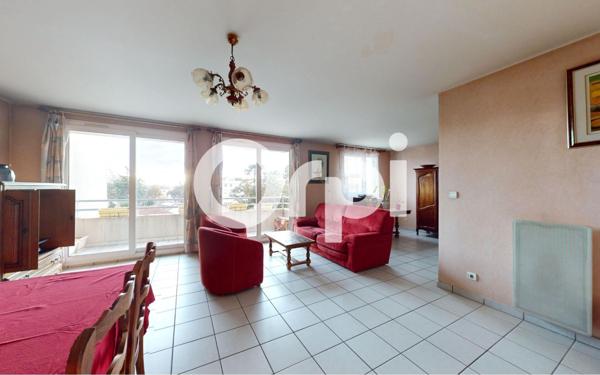 Appartement à vendre    3 pièces • 111,29 m2 Bron