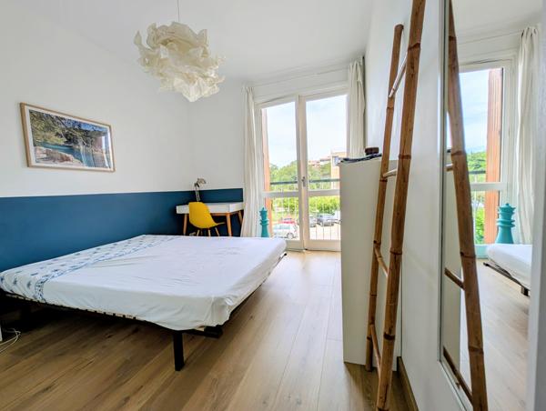 Appartement
         3 pièces
        - 63 m² Exclusivité 305 000 € *