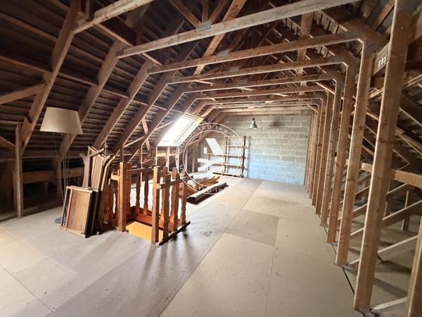 MAISON A RENOVER - TERRAIN CONSTRUCTIBLE - ANSE DE KERPENHIR
