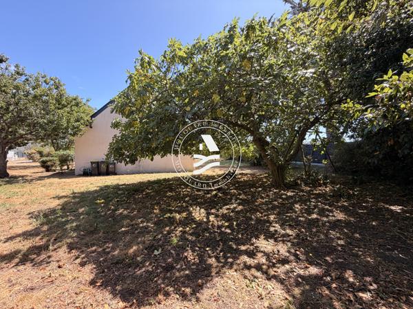 MAISON A RENOVER - TERRAIN CONSTRUCTIBLE - ANSE DE KERPENHIR