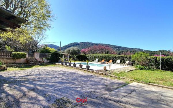 Maison à vendre    4 pièces •  Aubagne