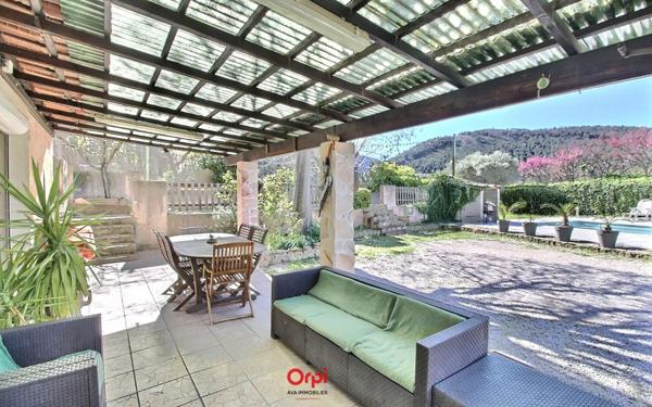 Maison à vendre    4 pièces •  Aubagne