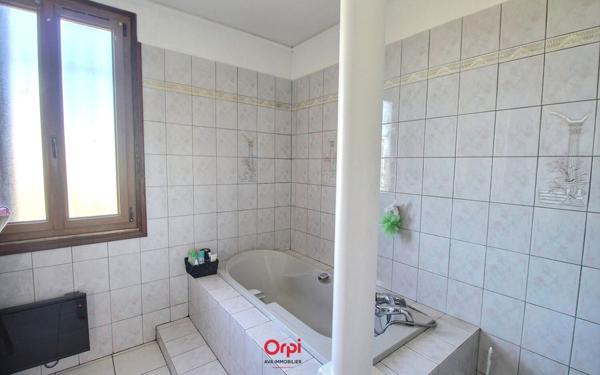 Maison à vendre    4 pièces •  Aubagne