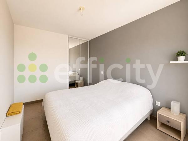 Appartement
         3 pièces
        - 63 m² Exclusivité 315 000 € *