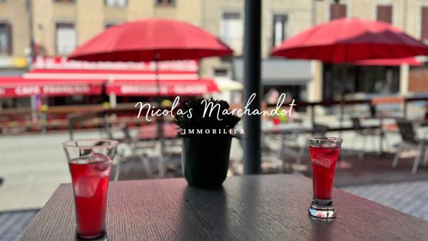 LAGUIOLE – Vente murs et fonds de commerce Hôtel-Restaurant
