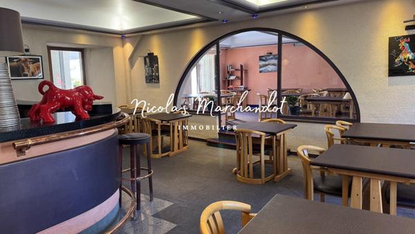 LAGUIOLE – Vente murs et fonds de commerce Hôtel-Restaurant