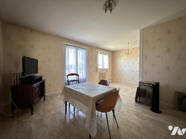 APPARTEMENT DE TYPE 3 AVEC GARAGE