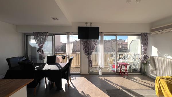 Appartement
         2 pièces
        - 42 m² 149 000 € *