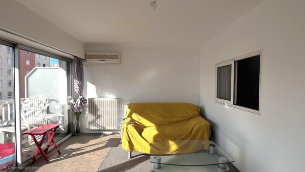 Appartement
         2 pièces
        - 42 m² 149 000 € *