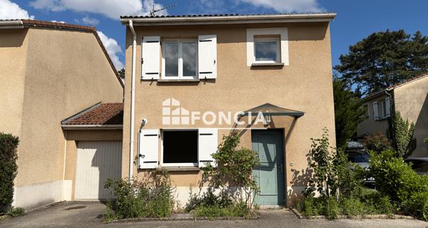 À vendre Maison 4 pièces 82 m² - Meyzieu 69330