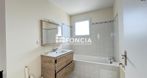 À vendre Maison 4 pièces 82 m² - Meyzieu 69330