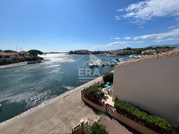 Appartement 3 pièces vue speculaire sur la marina et la mer à Saint Cyprien Centre-ville - 230 000 €