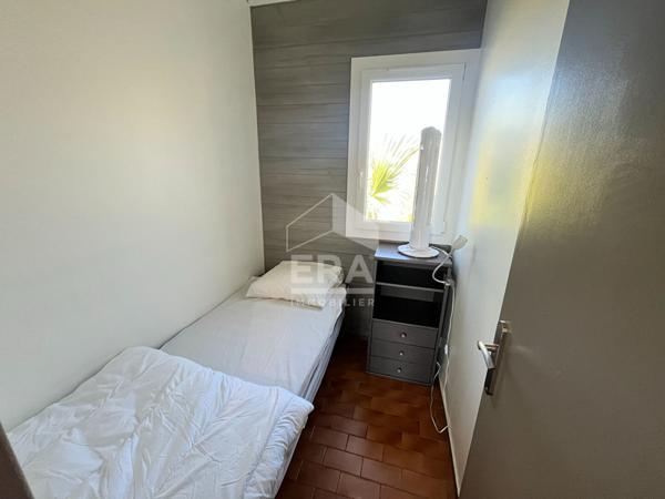 Appartement 3 pièces vue speculaire sur la marina et la mer à Saint Cyprien Centre-ville - 230 000 €