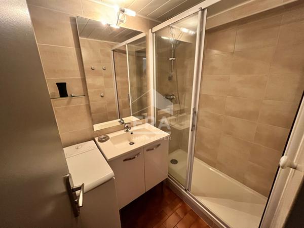 Appartement 3 pièces vue speculaire sur la marina et la mer à Saint Cyprien Centre-ville - 230 000 €