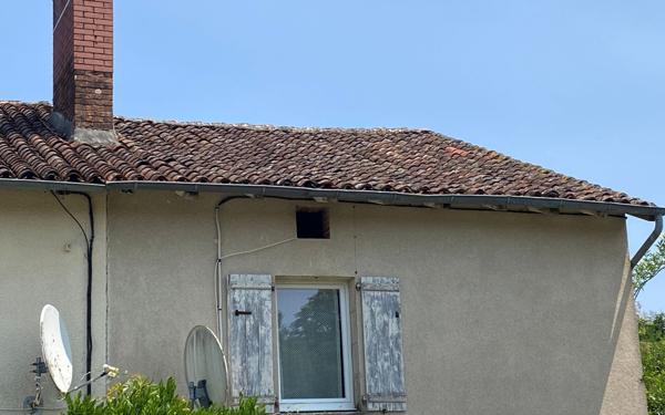 Maison à vendre    3 pièces •  Chamboret