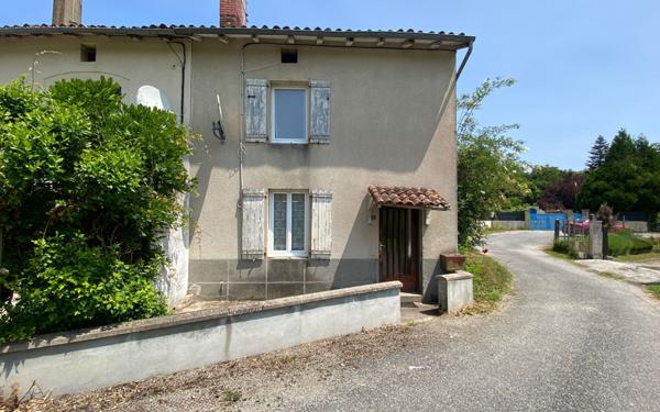 Maison à vendre    3 pièces •  Chamboret