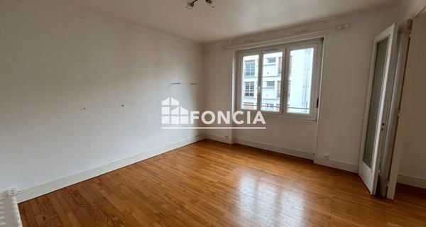 Location Appartement 4 pièces 100.7 m² - Clermont-ferrand 63000
