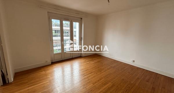 Location Appartement 4 pièces 100.7 m² - Clermont-ferrand 63000