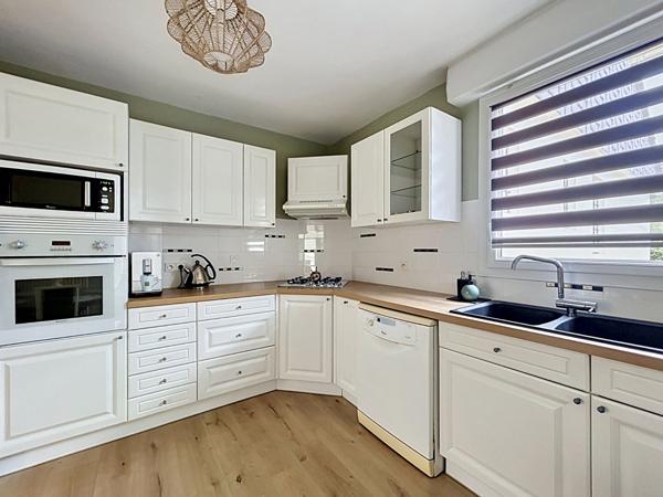 ST BARTHÉLEMY MAISON NON MITOYENNE 3 CHAMBRES EN RDC JARDIN GARAGE GRENIERS Saint barthelemy d anjou