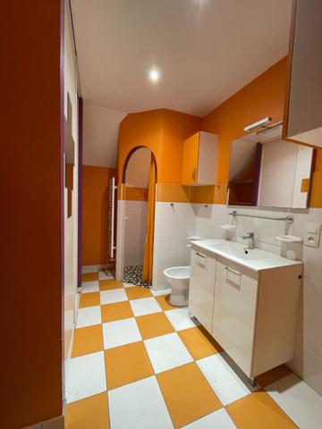 Maison 7 pièce(s) - 4 chambres - Les Velluire sur Vendée