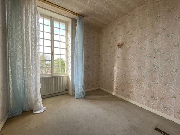 Maison 7 pièce(s) - 4 chambres - Les Velluire sur Vendée